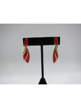 Vintage Trifari Gold Tone Red Enamel Dangle Post/Stud Earrings